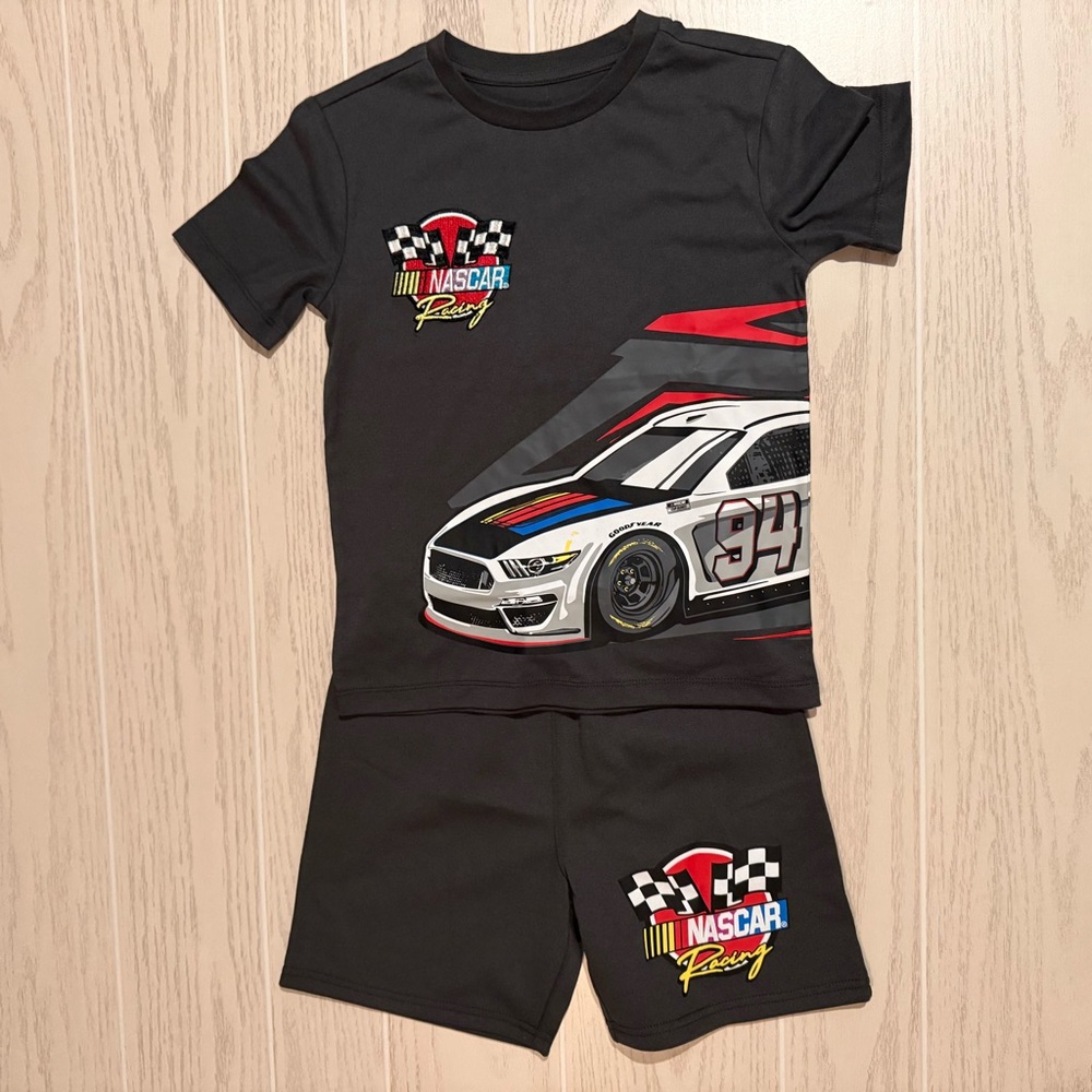 NASCAR Boys‎ Racing T-Shirt Shorts Set Black Size 6/7 NWOT